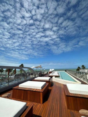 Luxo na beira mar do Cabo Branco - Setai Yacht by Jess
